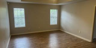 1280 Pyramid Gallery 1