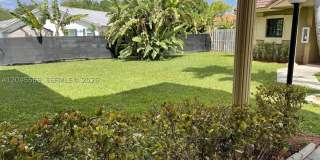 2642 Riverside Dr Gallery 3