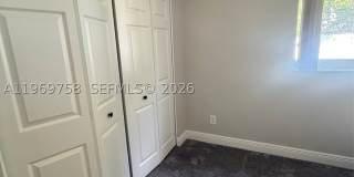 10403 NW 80th Ct Gallery 3