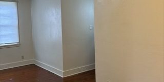 4Bd/1Ba Two Story House - Available to View! Gallery 25