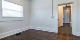 305 Main St Gallery 41