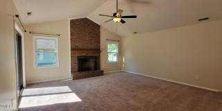 527 Raintree Circle Gallery 5