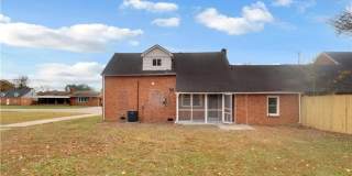 7 E Lewis Road Gallery 28