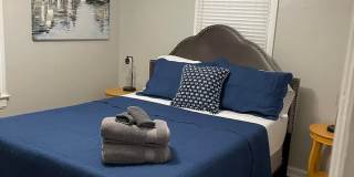 Charming 2 bedroom Duplex Gallery 9
