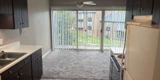 Bristol Square Apartments Gallery 10
