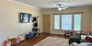 Historic 2 Bed, 1 Bath Home in Floral Heights West! Gallery 5