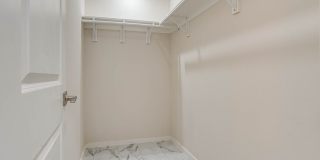 531 S Monumental Gallery 22