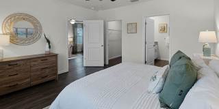 The Palms Glenside Gallery 9