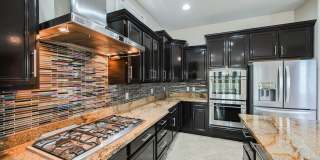 This Exquisite, 4 Bedroom Single Story Home Is Located In The Highly Desirable Red Rock Community. Gallery 1