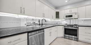 4020 N Hills Dr Gallery 9