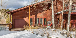 2 bedroom in Frisco. Walk to Main Street! Garage and Yard! Hot tub! Gallery 24