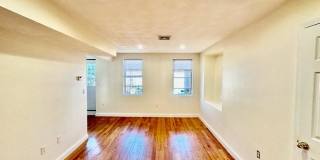 93 Endicott Gallery 10