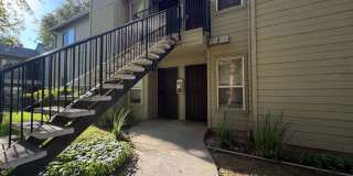 Beautiful 2 bedroom 1 bath Available today! Apply today! Gallery 1