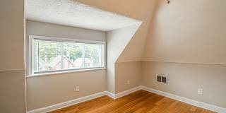 5406 Black Street - 2 Gallery 9