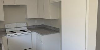 COMING SOON! 3 Bed + 1.5 Bath Townhouse Gallery 13