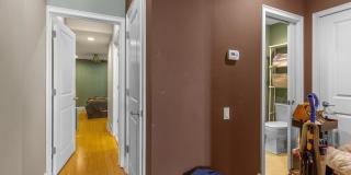530 W GIRARD Avenue Gallery 8