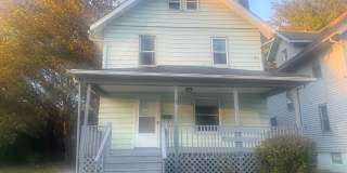 Three Bedroom/ One Bath Rental Home Gallery 1