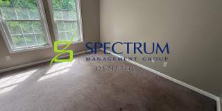 2 Bedroom 1.5 Bath duplex with basement garage. Gallery 26