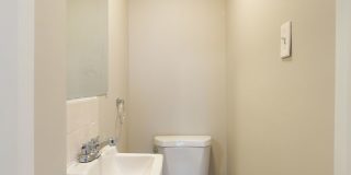 Newly renovated 3 bed 1.5 bath, central air Gallery 11