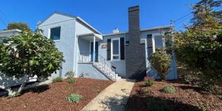 GORGEOUS UPDATED TWO BEDROOM HOUSE W. BONUS ROOM!!!!!! Gallery 1