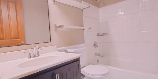 9404 Lindsay St Gallery 12