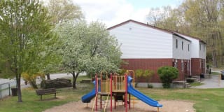 Norwich/Hedgewood Apartments Gallery 1