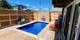 17 Bungalow Walk Gallery 15