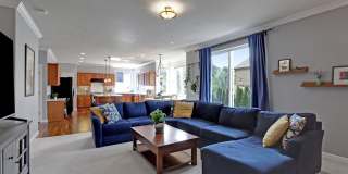 IMMACULATE & LOVELY 5 bed, 3 bath, + huge bonus room that can serve as a 5th bedroom, 2 car garage Gallery 16