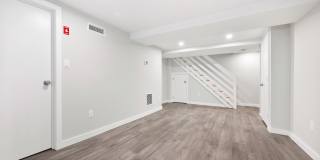 115 E Elm Street Gallery 20