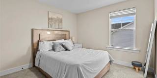 Like new modern maintenance free 3 bedroom 2.5 bath townhouse in Greensboro. Lawn care included. Gallery 22