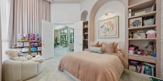 1755 SW 4th Ave Gallery 21