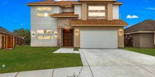 3330 CALLE BOLIVIA Gallery 1