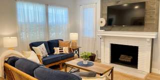 3945S- The Sunset Lane Cottage | FURNISHED Gallery 10