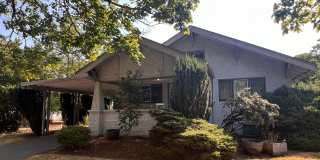 Vintage 3BD Home w/ Single Car Garage! Vintage 3BD Home w/ Single Car Garage! Gallery 1