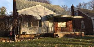 Spacious Royal Oak Bungalow Gallery 1