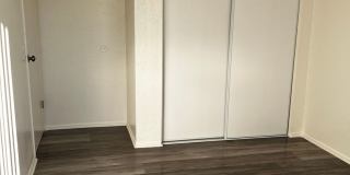 Warren St Family Village Gallery 8