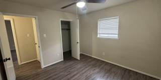 601 Chicago Avenue Gallery 9