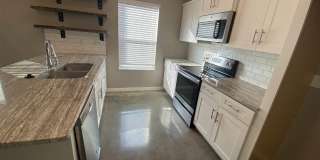 410 S Market Gallery 12