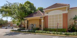 Miami - Airport - Doral Gallery 2