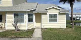 Quaint 2BR/2BA Citrus Park End Unit Condo in Hampton Park Gallery 1