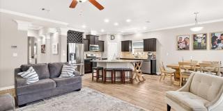 7841 Fort Griffen - 4/bedroom 2/bathroom - $2595/month Gallery 8