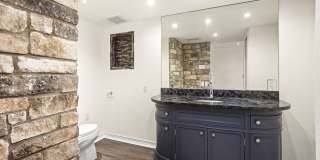 ALAMO HEIGHTS  |  TOWNHOME  |  REMODELED  |  HUGE TERRACE Gallery 21