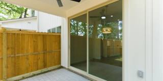 200 Dover Drive Gallery 32