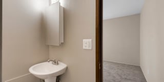 Large 3 Bedroom Apartments PET FRIENDLY! Gallery 51