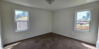 4 Bedroom, 1 Bath 4 Bedroom, 1 Bath Gallery 5