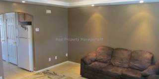 2 br with bonus room! beautiful townhouse end unit, available in April! Pet Friendly.. Gallery 1