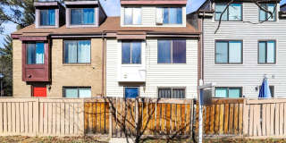 9930 BROOKRIDGE CT Gallery 1