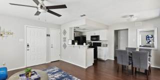 River Oaks Gallery 5