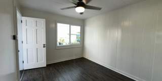 1 bedroom duplex, fully renovated, 2 car parking Gallery 1