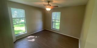 229 Craddock Ave. Gallery 9